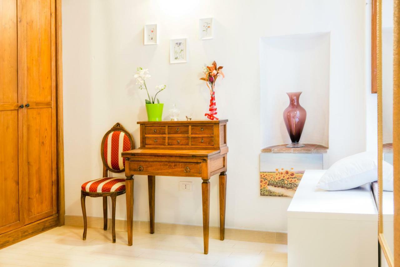 Art Apartment Vicolo Del Panico Florencia Exterior foto