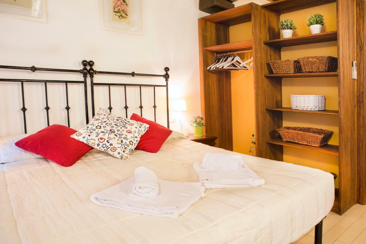 Art Apartment Vicolo Del Panico Florencia Exterior foto