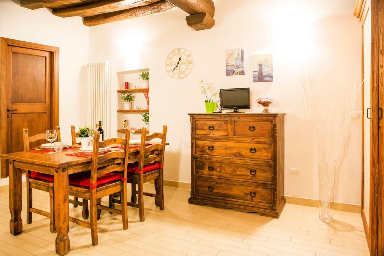 Art Apartment Vicolo Del Panico Florencia Exterior foto