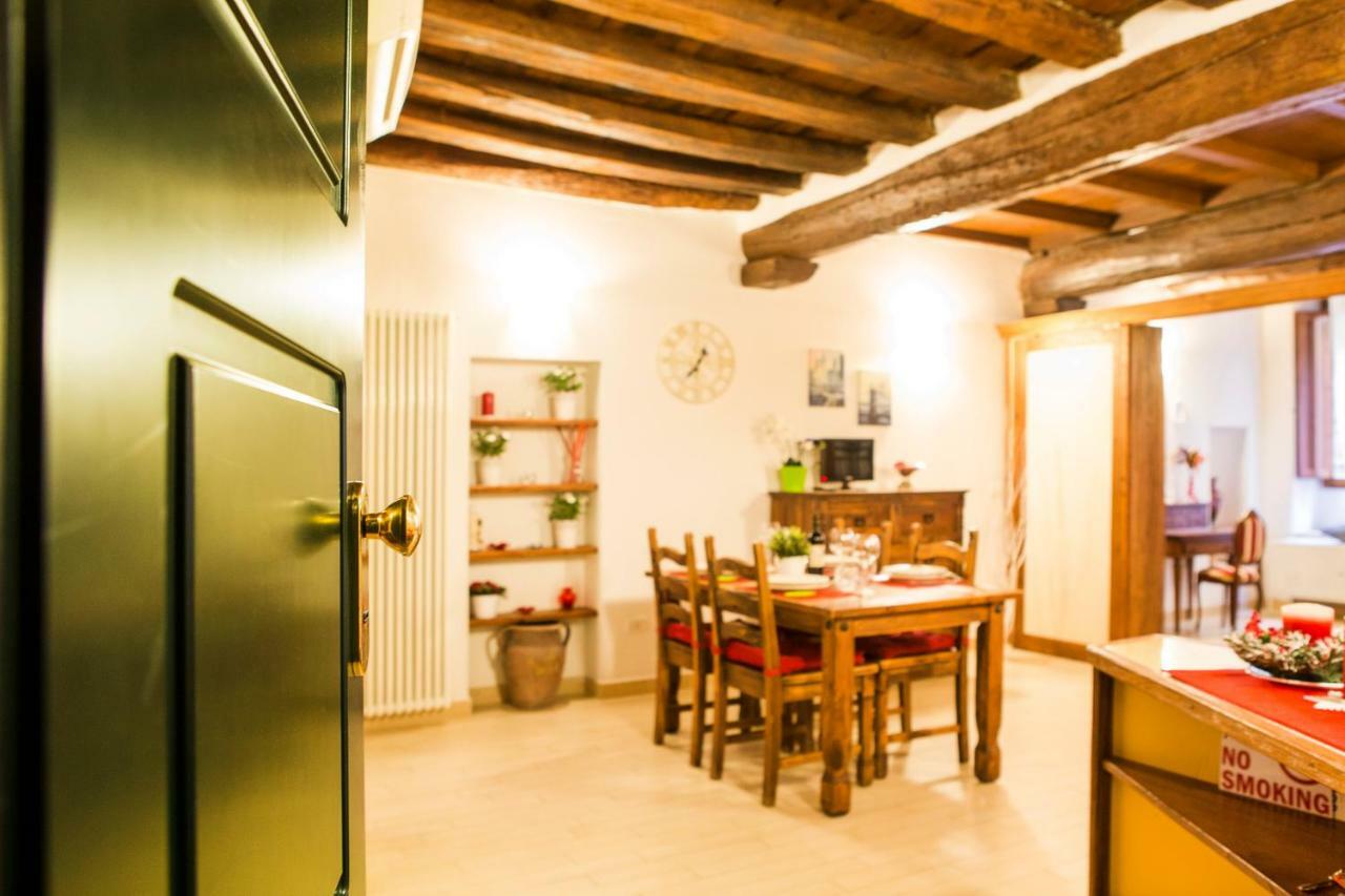 Art Apartment Vicolo Del Panico Florencia Exterior foto